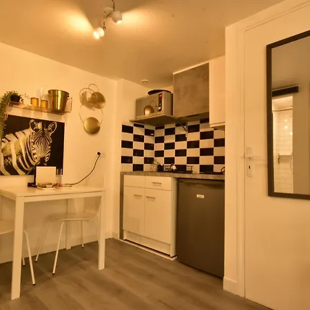 Appartement Jacuzzi Gold&Night Verneuil d'Avre et d'Iton Exterior photo