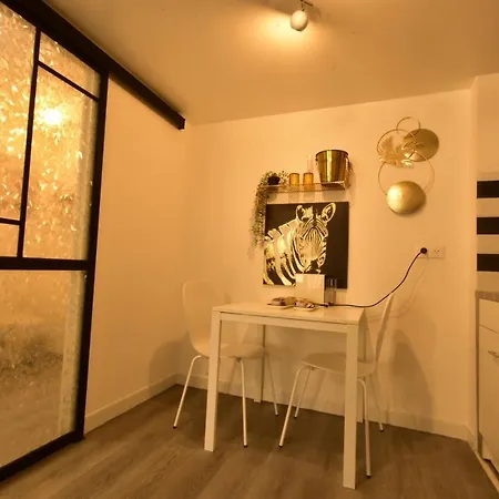 Appartement Jacuzzi Gold&Night Verneuil d'Avre et d'Iton Exterior photo