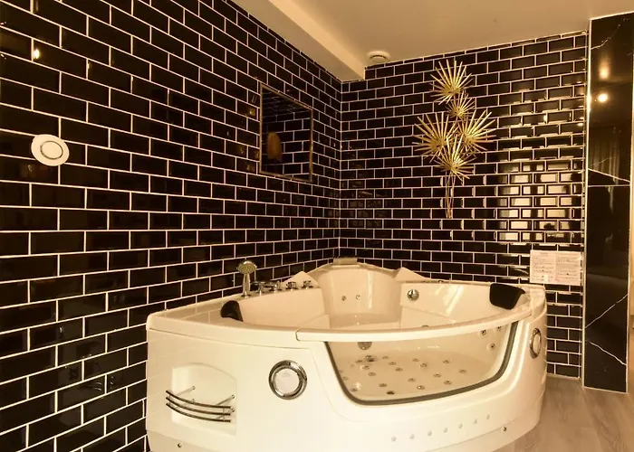 Appartement Jacuzzi Gold&Night