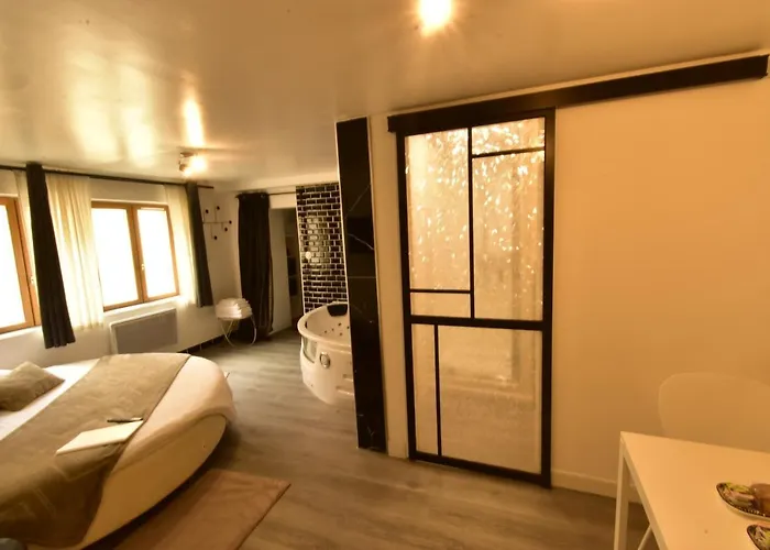 Appartement Jacuzzi Gold&Night