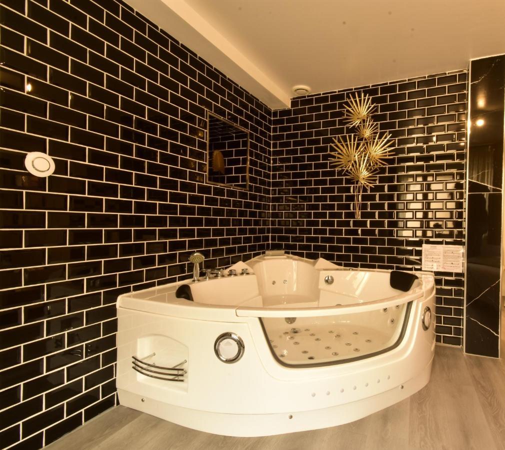 Jacuzzi Gold&night Verneuil d'Avre et d'Iton